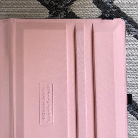 Finite iPad Pro Case (2017/2015) - Picture 9 of 14